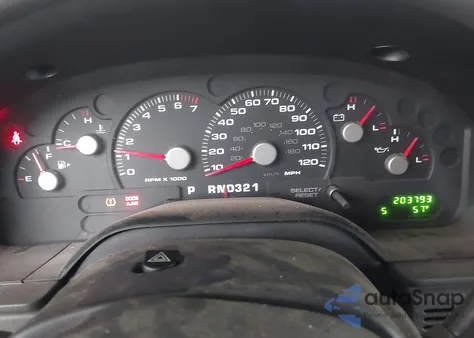 2004 Ford Explorer Nbx/Xlt z USA, uszkodzony, nr VIN 1FMZU73K54UB78689